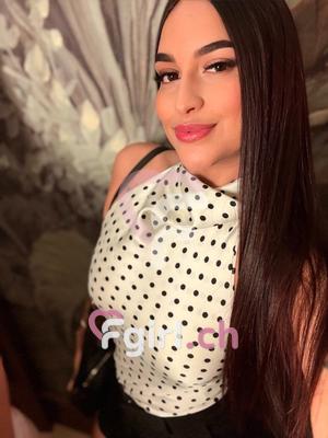 Andrea - Escort en Porrentruy