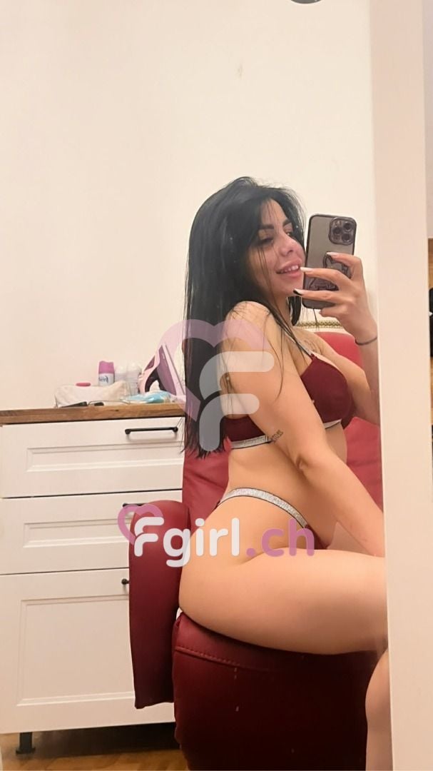 Andreea – Geneva photo 3