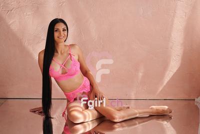 Andreea - Escort in Genf
