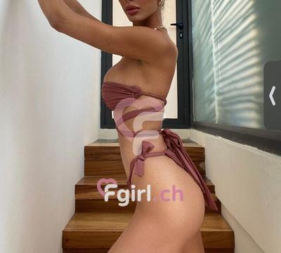 Ange - Escort in Monthey

