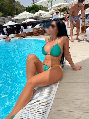 Angela - Escort in Montreux
