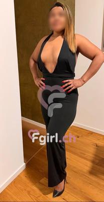 Angela - Masajista erótica en Neuchâtel
