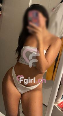 Angela - Escort in Monthey

