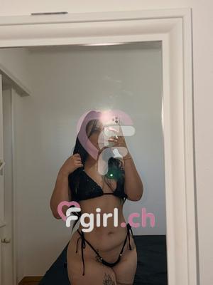 Angela - Escort a Montreux
