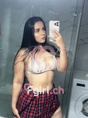 Angela - Escort a Montreux
