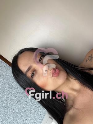 Angela - Escort a Montreux