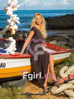 Angèle - Masseuse érotique à Genève
