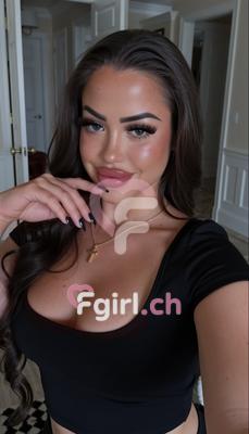 Angélica - Massaggiatrice erotica a Conthey
