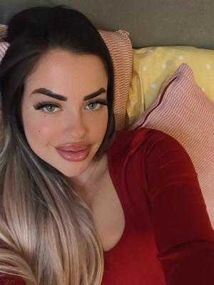 Angélica - Masseuse érotique à Genève

