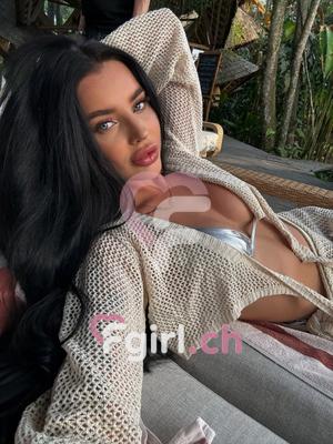 Angelica - Escort à Genève