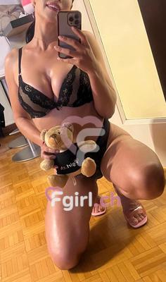 Angelina - Escort à Genève