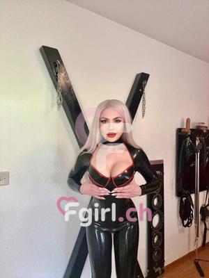Angelina - BDSM-Domina in Vétroz

