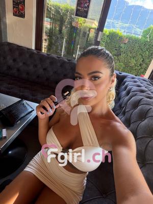 Angie - Escort en Monthey
