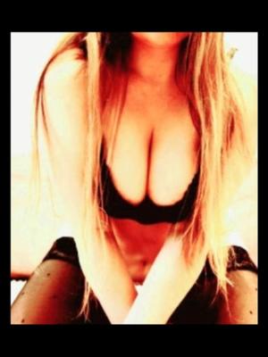 Anita - Escort in Aigle
