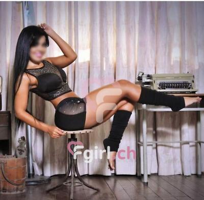 Anna - Escort à Romont
