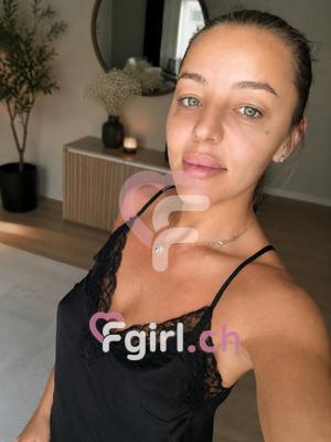 Anne - Erotic masseuse in Montreux
