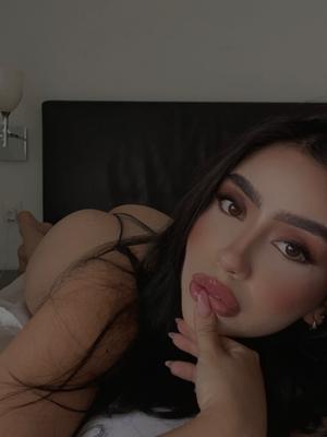 Anny - Escort in Prilly
