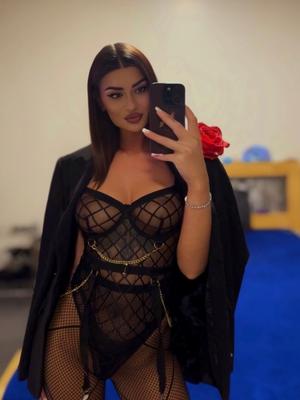 Antonia - Escort a Martigny
