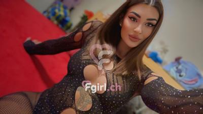 Antonia - Escort in Martigny