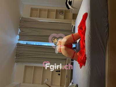 Antonia - Escort in Genf
