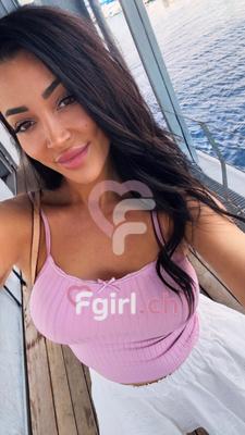 Ariana - Escort in Geneva
