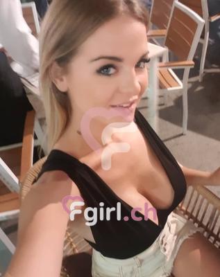Ariana - Escort à Fribourg