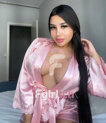Ariana - Escort in Genf
