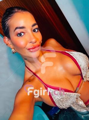 Ariana - Escort a Zürich