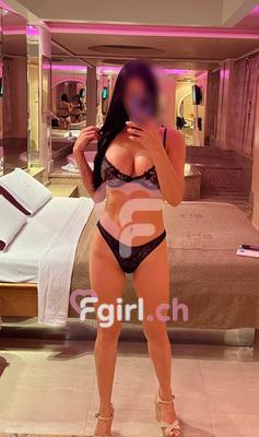 Ariana - Escort in Genf
