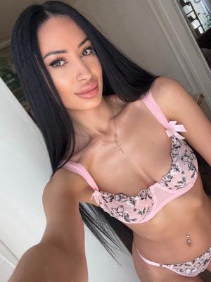 Aryel Massage - Masseuse érotique à Lausanne
