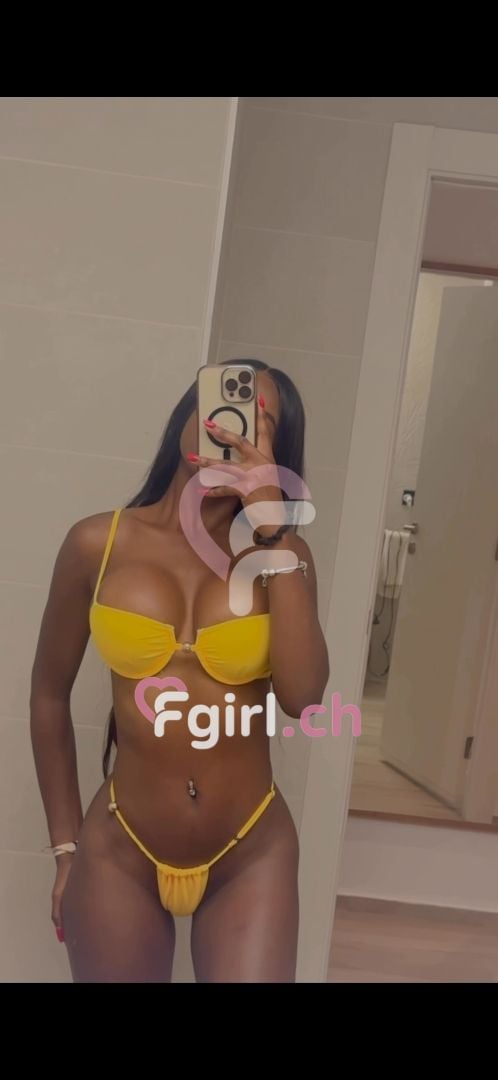 Ashley – Geneva photo 5