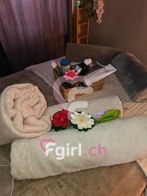 Asia Thaï - Erotic masseuse in Neuchâtel
