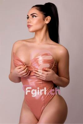 Aura - Escort à Genève
