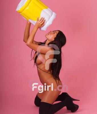 Avah - Masseuse érotique à Genève
