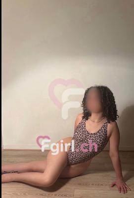 Aya - Escort en Plainpalais
