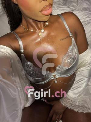 Aya - Escort à Lausanne
