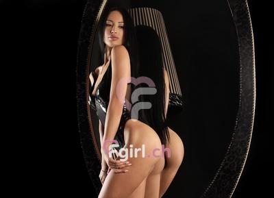 Ayanna - Dominatrix BDSM a Saillon
