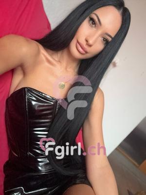 Ayanna - Dominatrix BDSM a Saillon