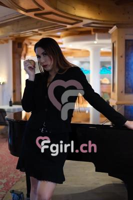 Barbara - Escort in Nyon
