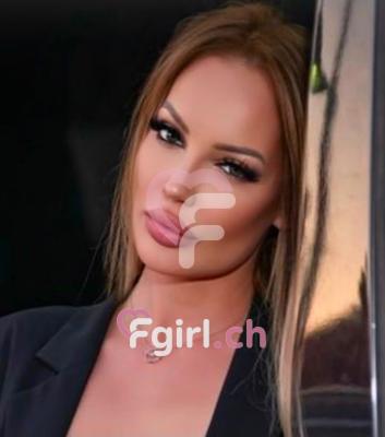 Becky - Escort à Neuchâtel
