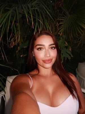 Bella - Escort à Genève
