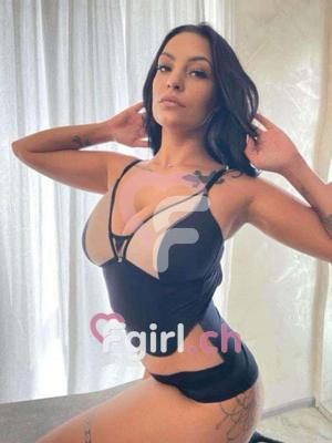 Bella - Escort in Martigny
