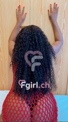 Bella - Escort in Genf
