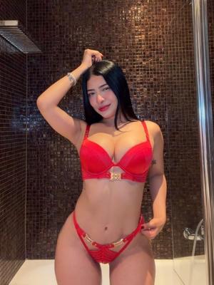 Mia - Escort in Plainpalais
