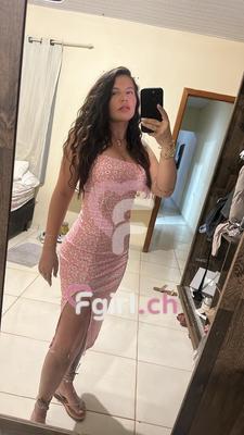 Bella - Escort in Fribourg
