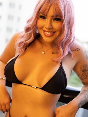 Bella - Escort à Neuchâtel
