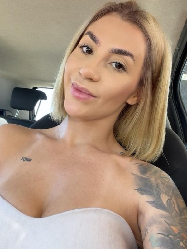 Bella - Escort en Genève
