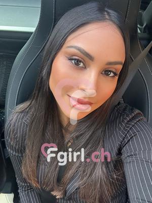 Bella - Escort in Lausanne