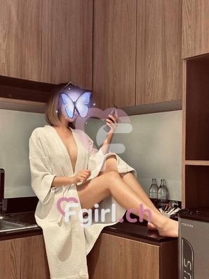 Bella - Escort in Lausanne
