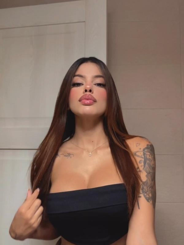 Bella - Masseuse érotique à Lausanne
